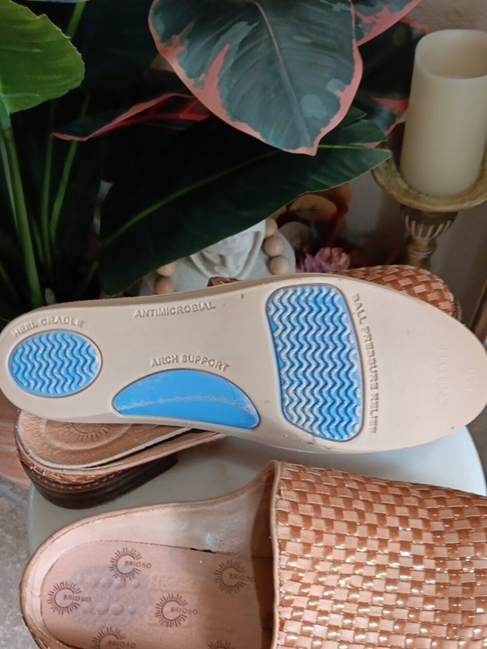 Brioso Fern Woven Leather Mules Camel Brown Slides Flat Loafers Size 7M Brazil - Picture 10 of 10